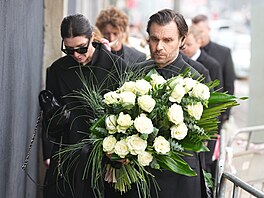 Moderátor Leo� Mare� p�ichází na poslední rozlou�ení s oblíbeným moderátorem...