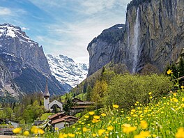 Kurtaxe neboli láze�ský poplatek dosud �e�ila výletníky v Lauterbrunnen...