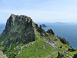 Výlet na Skellig Michael, skalnatý ostr�vek s poz�statky ran� katolického...