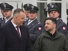 Polský prezident Karol Nawrocki a ukrajinský prezident Volodymyr Zelenskyj...