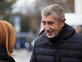 Andrej Babi� a Alena Schillerová do Brna za voli�i na váno�ní trhy (13....