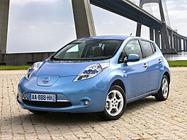 P�íb�h Nissanu Leaf se za�al psát v �íjnu 2010, kdy byl oficiáln� uveden na trh...