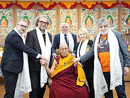 Skupina �eských zákonodárc� nav�tívila dalajlámu. (P�emysl Rabas, Pavel �á�ek,...