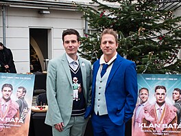 Daniel Vym�tal Krej�ík a Tomá� Klus na p�edstavení muzikálu Klan Ba�a (2....