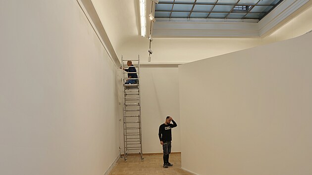 Galerie v�tvarn�ho um�n� Ostrava pro�la rekonstrukc�. Na sn�mku �editel JI�� J�za. (18. prosince 2025)