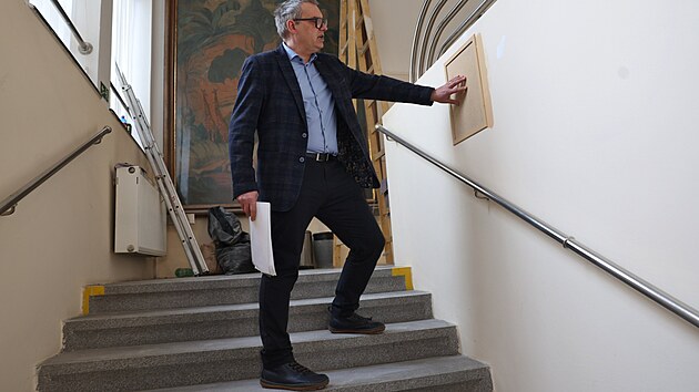 Galerie v�tvarn�ho um�n� Ostrava pro�la rekonstrukc�. Na sn�mku �editel JI�� J�za. (18. prosince 2025)