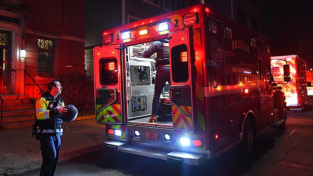 Na Brownov� univerzit� na severov�chod� USA do�lo ke st�elb�, zasa�eno bylo n�kolik lid�. (14. prosince 2025)