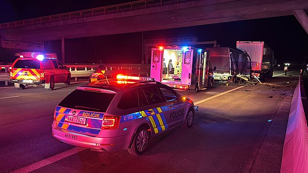 Nehoda dod�vky a kamionu na Pra�sk�m okruhu (16. prosince 2025)