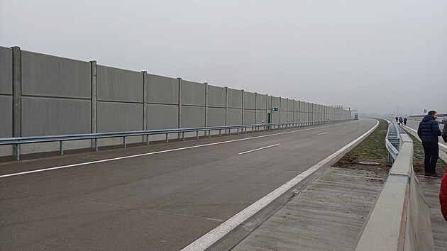 Posledn� �sek D1 je od cca 12.50 funkn��. (19. prosince 2025)