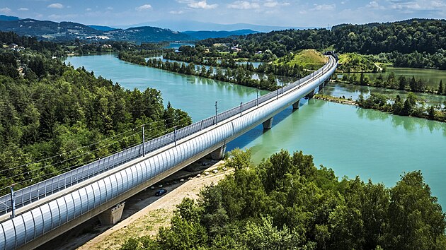 Most p�es �eku Drau u Steinu na nov� rakousk� rychlotrati Koralmbahn spojuj�c� �t�rsko a Korutany (18. �ervna 2025)
