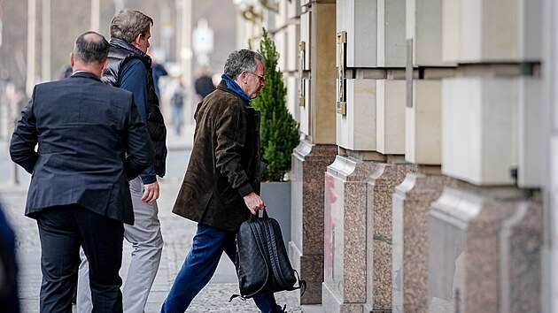 Do Berl�na dorazil zmocn�nec americk�ho prezidenta Donalda Trumpa Steve Witkoff na jedn�n� s ukrajinsk�m prezidentem Volodymyrem Zelensk�m. (14. prosince 2025)