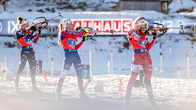 Mark�ta Davidov� st��l� b�hem �tafety v Hochfilzenu.