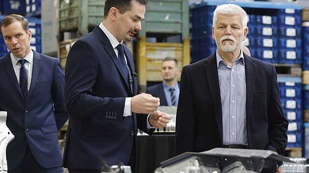 Prezident Petr Pavel pi nvtv firmy KV Final v Ralsku (11. prosince 2025)