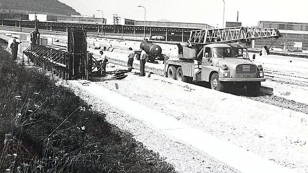 V�stavba kop�ivnick�ho polygonu v 70. letech