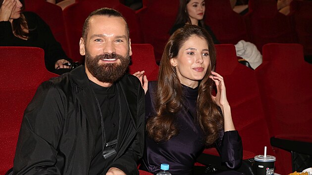 Михал Запомель со своей любимой клиенткой, актрисой Сарой Сандевой.