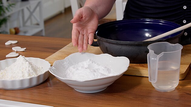 Recept��, Jana Str�nsk�, v�no�n� ozdoby, ru�n� v�roba, studen� porcel�n