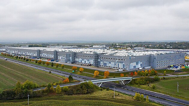 Nejvt esk mural zdob halu v Chebu. Vytvoil ho ChemiS.