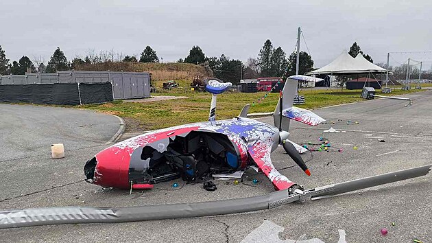 Nehoda v�rn�ku u leti�t� v Hradci Kr�lov� (19. prosince 2025)