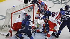 esko - Finsko, mela ped domácí brankou.