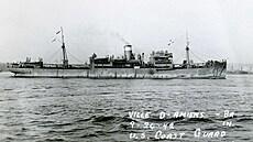 Transportní lo� Ville d´Amiens u amerického pob�e�í.