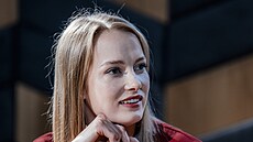 Hostem po�adu Rozst�el je Adéla Chalupová, operátorka sekundárního okruhu...