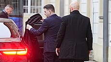 Prezident Petr Pavel jmenuje novou vládu. Na snímku p�ichází na Hrad Petr...