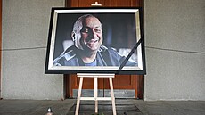 Poslední rozlouení s oblíbeným moderátorem Patrikem Hezuckým se koná ve velké...