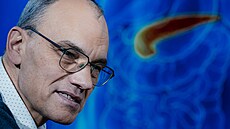 Hostem poadu Rozstel je Ondej Urban, pednosta II. interní kliniky v...