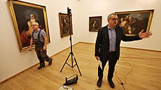 Galerie výtvarného um�ní Ostrava pro�la rekonstrukcí. Na snímku �editel JI�í...