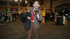 Fanou�ci �ipek dorazili na mistrovství sv�ta tradi�n� ve speciálních kostýmech.