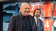 Miroslav Koubek, nový trenér fotbalové reprezentace, spole�n� s Pavlem...