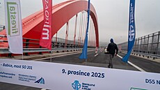 P�l kilometru nové cesty s dálni�ním mostem otev�eli silni�á�i mezi...