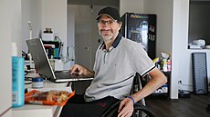 Tomá� Zelenka oslavil letos v listopadu 50. narozeniny. Pracuje v online...