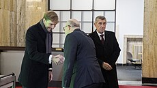 P�edání ministerstva zdravotnictví Adam Vojt�ch , Andrej Babi�, Vlastimil...