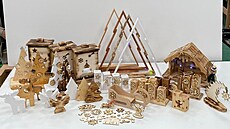 Práce �ák� obor� Truhlá�