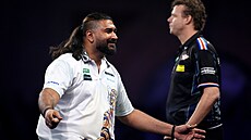 Senza�ní výhra, �ipka� Nitin Kumar z Indie postoupil do druhého kola.