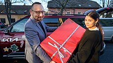 Nadace Na�e dít� a Kia Czech rozdávaly váno�ní dárky je�t� p�ed �t�drým dnem.
