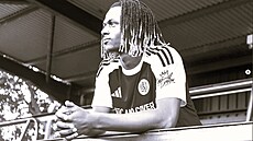 Ethan McLeod byl pova�ován za talentovaného úto�níka a oblíbeného �lena kabiny...