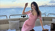 Eileen Guová, USA a �ína � Olympijská �ampionka ve freestyle ly�ování je jednou...