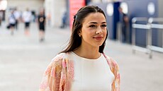 Spole�n� na závodech. Bábí�ková s Antonellim v závodním prost�edí.