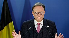 Bart Albert Liliane De Wever je belgický spisovatel, historik a politik, od...