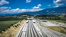 Nové spojení budou vyuívat i vlaky eských drah, které od nedle nabídnou...