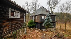 Strossova chata stojí hned nad p�ehradou. Franz Stross si ji nechal postavit,...