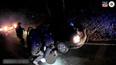 Sotva vylezl z kriminálu, zaal znovu dealovat. Po roce se mu vrací za míe