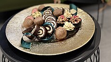 Croccanti na míse s dal�ím cukrovím.