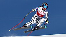Ester Ledecká bhem prvního sjezdu sezony ve Svatém Moici.