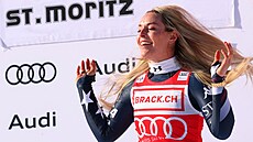 Dojatá Lindsey Vonnová po triumfu ve Svtovém poháru po sedmi letech.