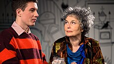 Daniel Vym�tal Krej�ík a Eli�ka Balzerová v inscenaci Harold a Maude ve Studiu...