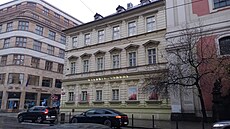 Národní t�ída. Kancelá�e kam oko dohlédne.