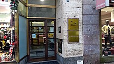 Národní t�ída. Kancelá�e kam oko dohlédne.